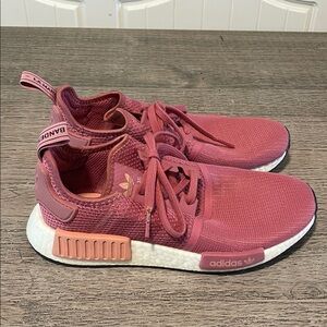 Adidas NMD R1 Shoes Womens Size 8.5 Boost Mesh Running Sneakers